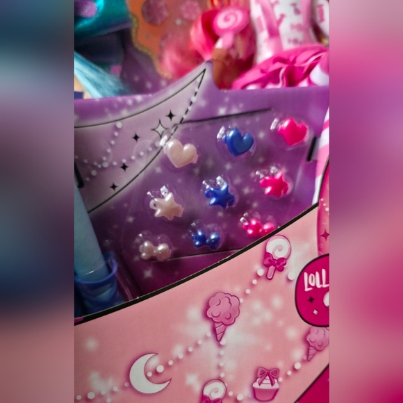 Dream Seekers Dolls Set 3 in Big Box with Hair Clips Combs - Picture 7 of 7